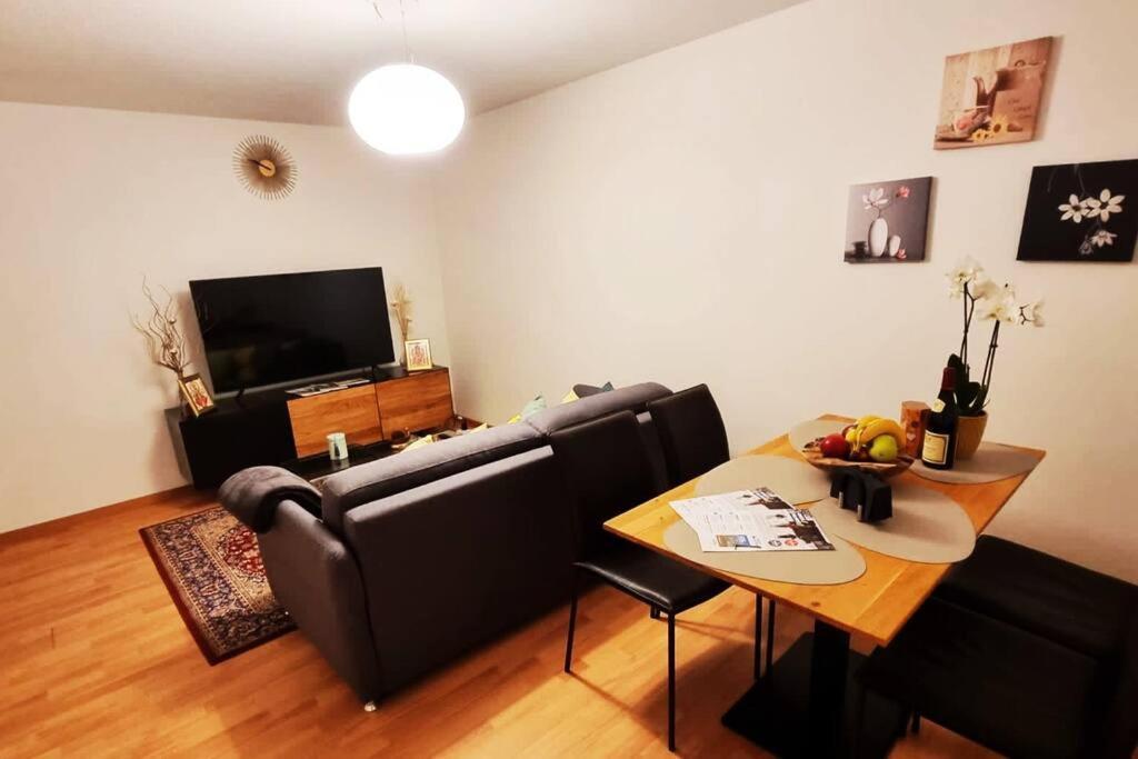 Apartment Lovely 2 Bedrooms In Platz, *